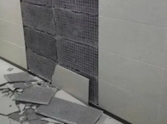 栖霞瓷砖空鼓维修公司分享下栖霞墙砖松动维修的知识